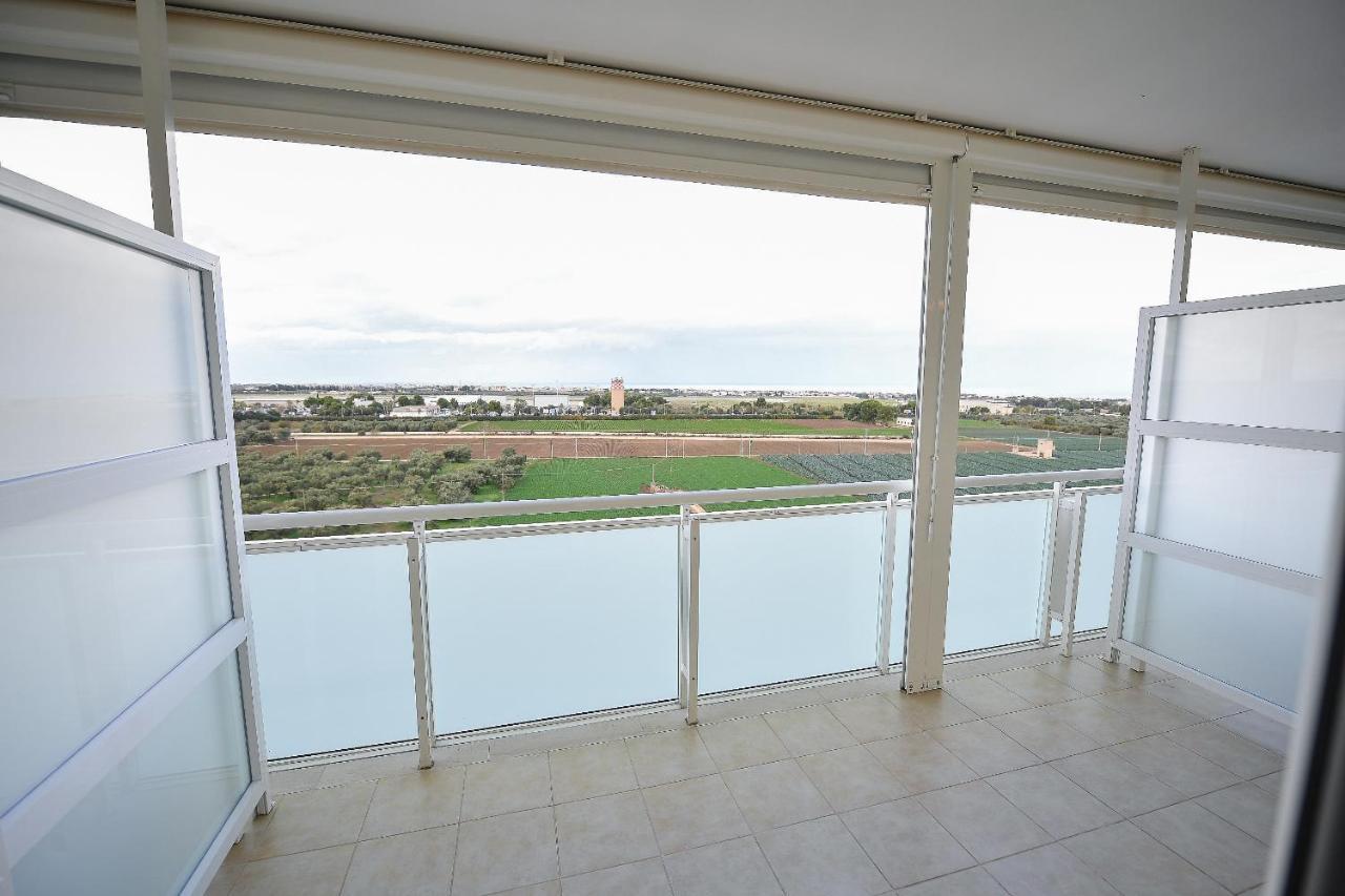 Hotel Karol Bari Airport Exterior foto