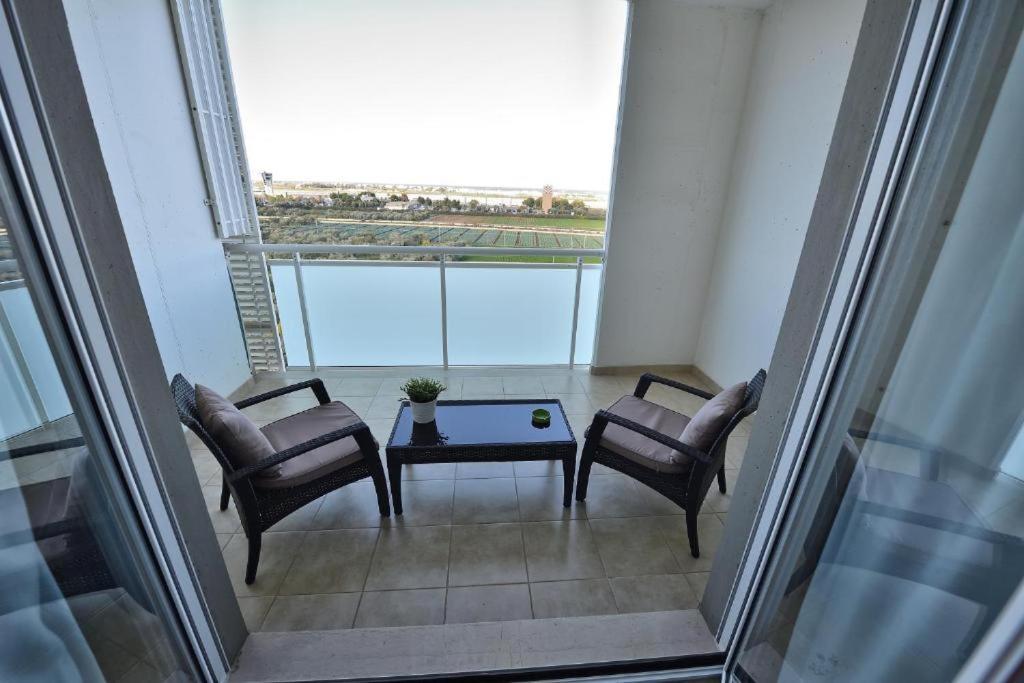 Hotel Karol Bari Airport Exterior foto